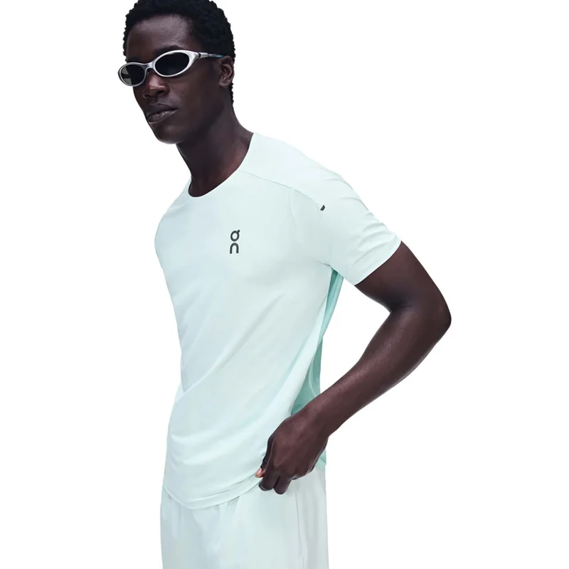 performance t-shirt