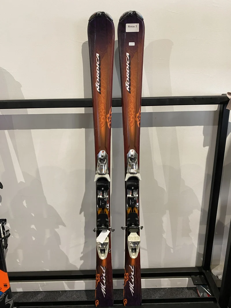 Nordica Mint 152 CM