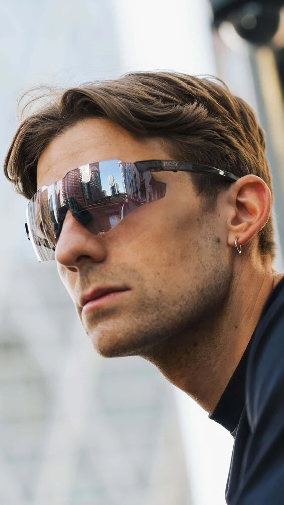 KOO NEBULA Sunglasses Black Glass (Photochromic Graphite MR Lenses)