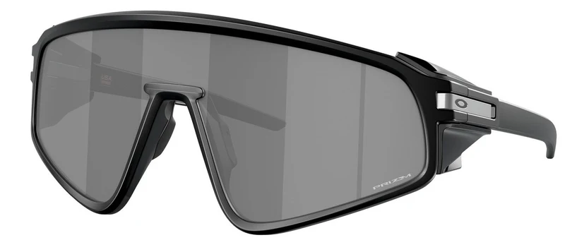 Latch Panel Sports Sunglasses