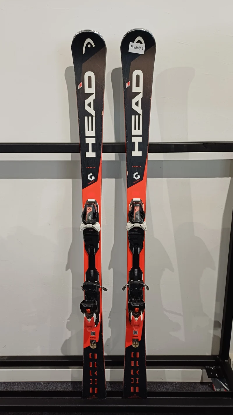 Head super shape 156 cm